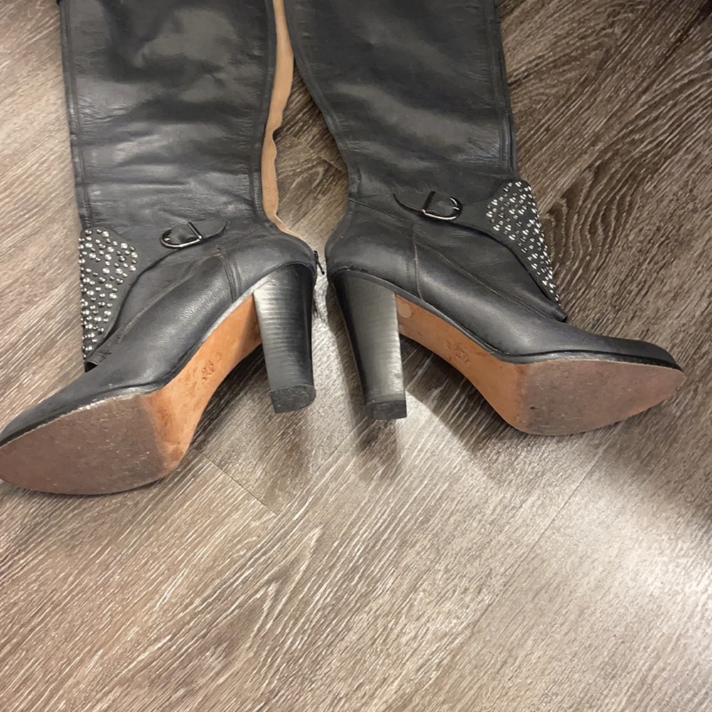 Preowned condition - Picture 5 of 12